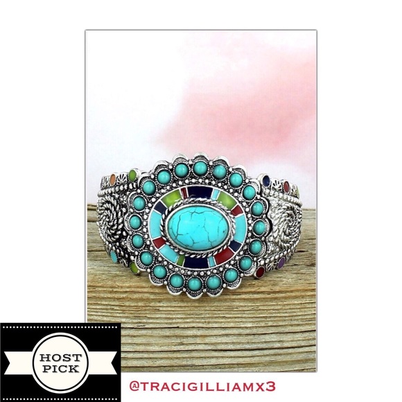 Tres Belles Boutique Jewelry - Multi-Color & Silvertone Stretch Bracelet